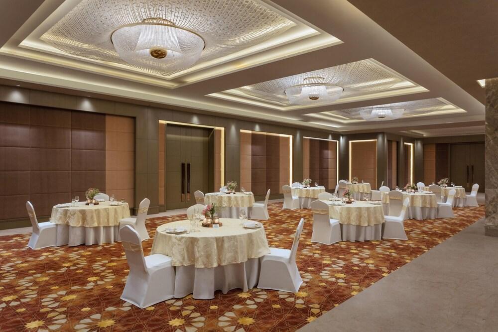 Doubletree By Hilton Jaipur Amer Екстериор снимка