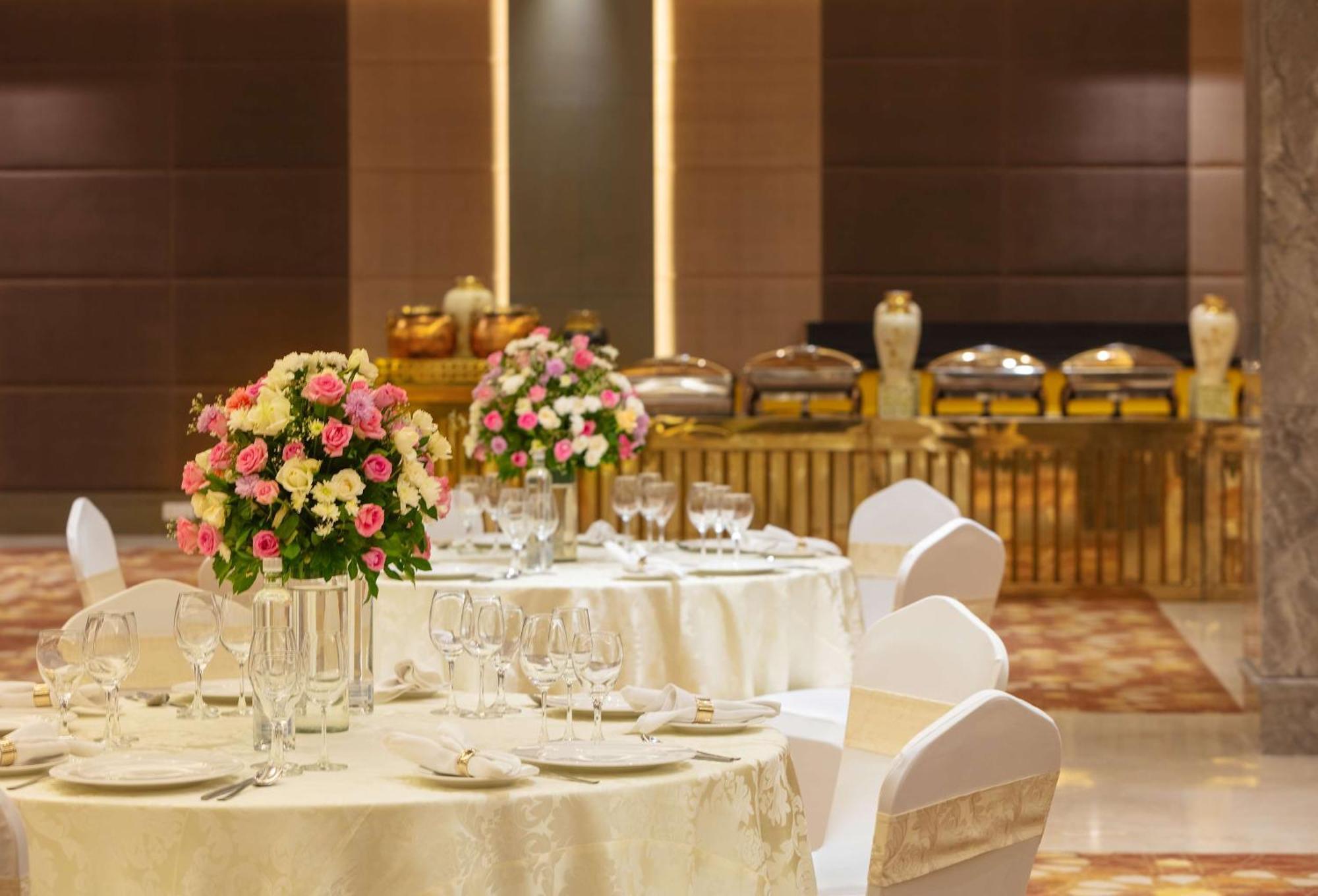 Doubletree By Hilton Jaipur Amer Екстериор снимка