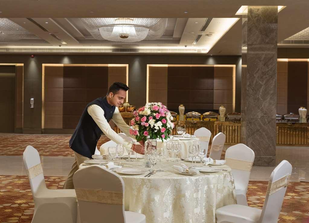 Doubletree By Hilton Jaipur Amer Съоръжения снимка